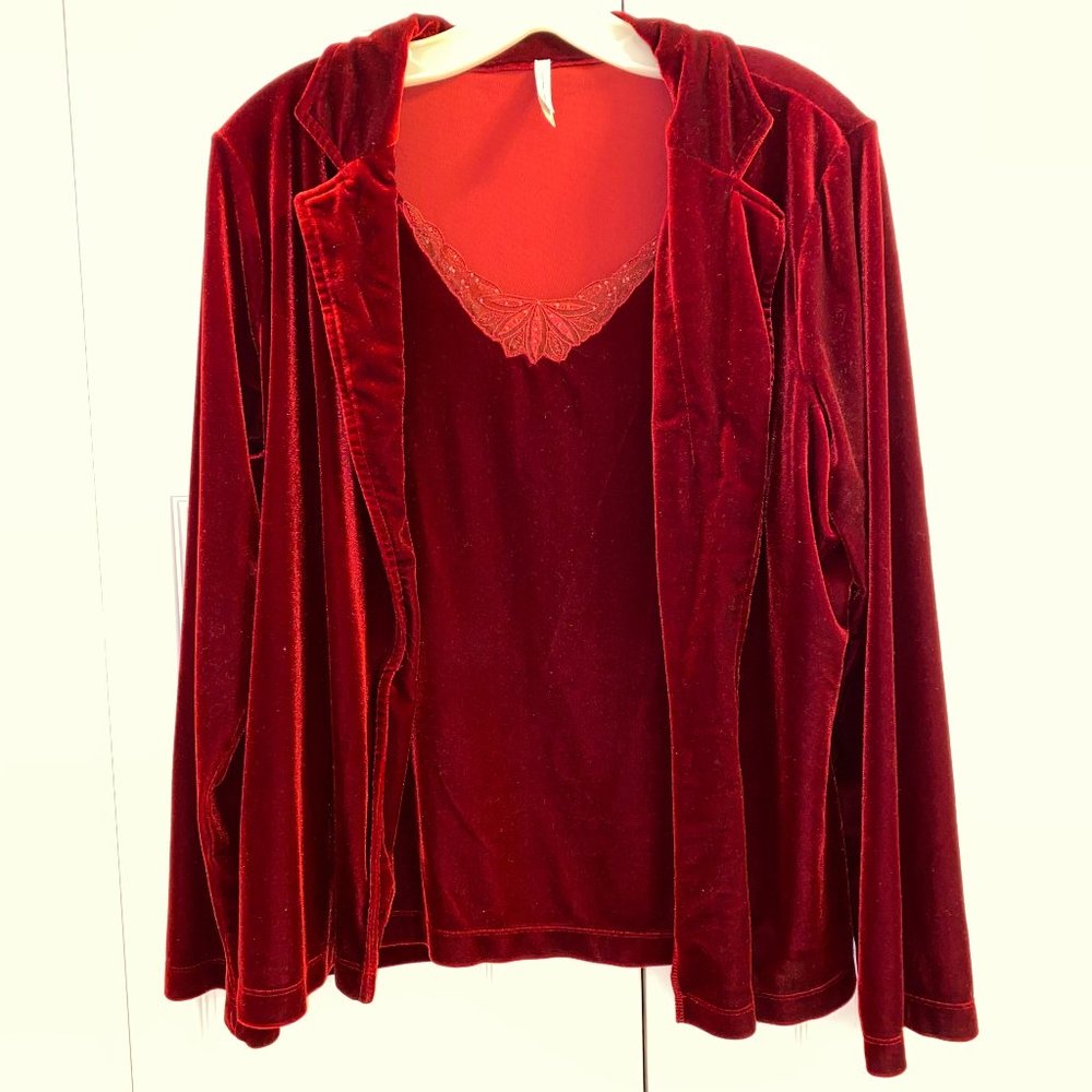 White Stag Red Velvet Blouse Size L (12/14)